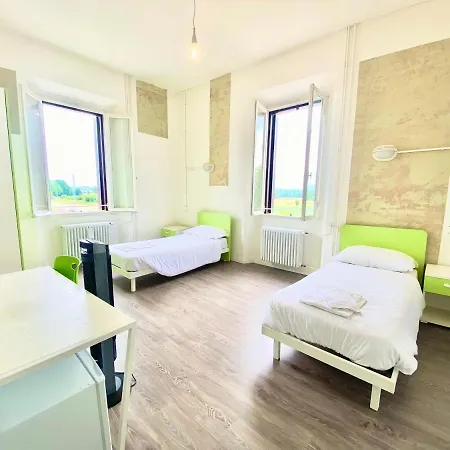 Bribano & Bike Sharing-workers And Tourists Hospitality Auberge de jeunesse